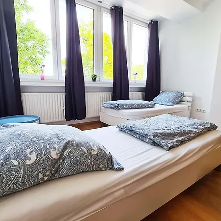 Langenfeld Apartment * Λάνγκενφελντ