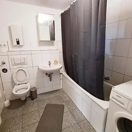 Langenfeld Apartment *